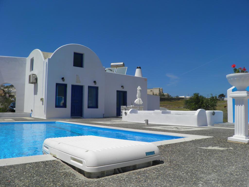 Santorini Traditional Suites Vóthon Exteriér fotografie